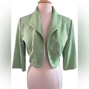 Maya Brooke Open Collared Green Crop Jacket with 3/4 Sleeves Size 8